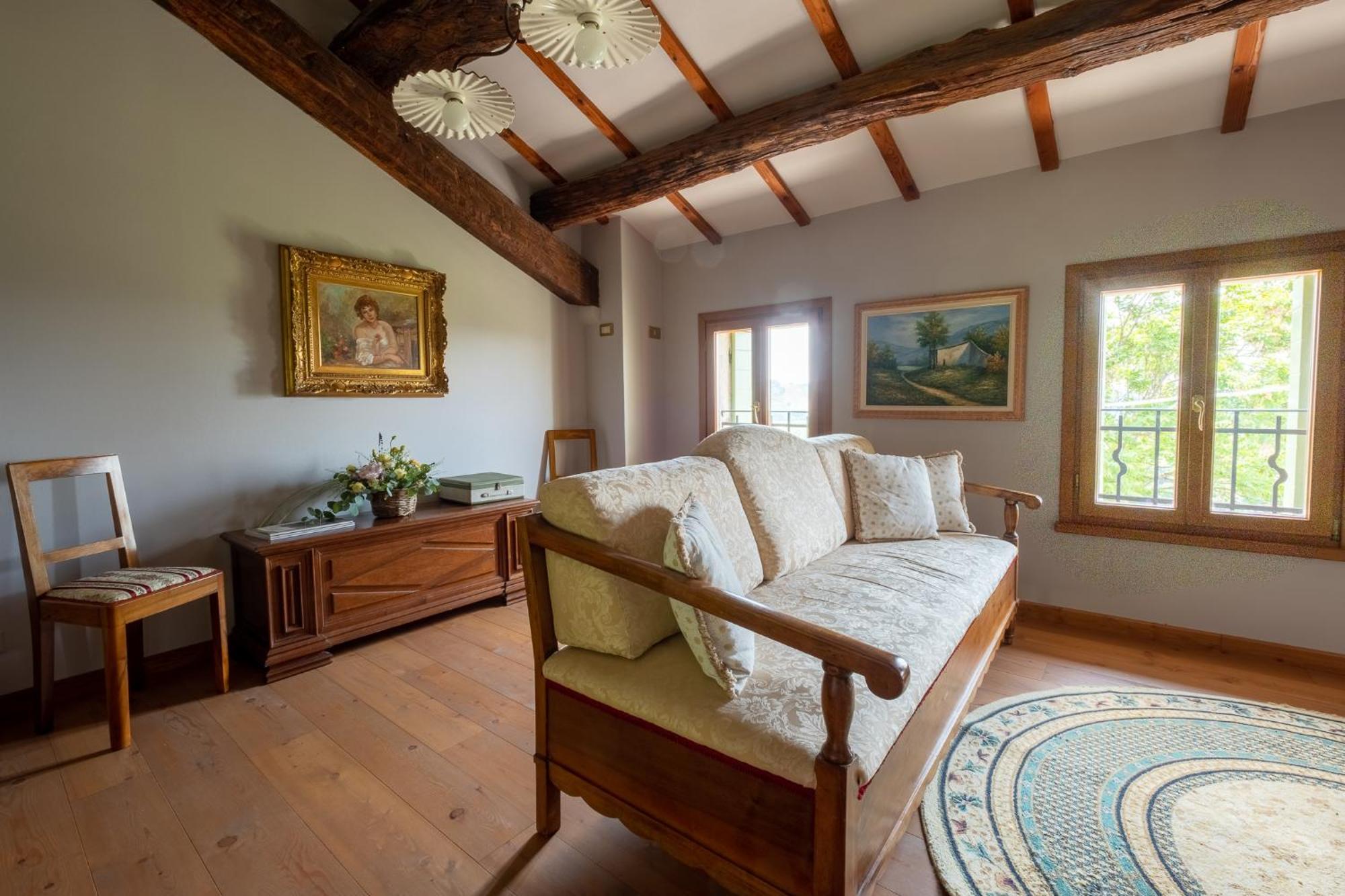 Antica Rinaldo Apartment วัลดอบเบียเดเน ภายนอก รูปภาพ