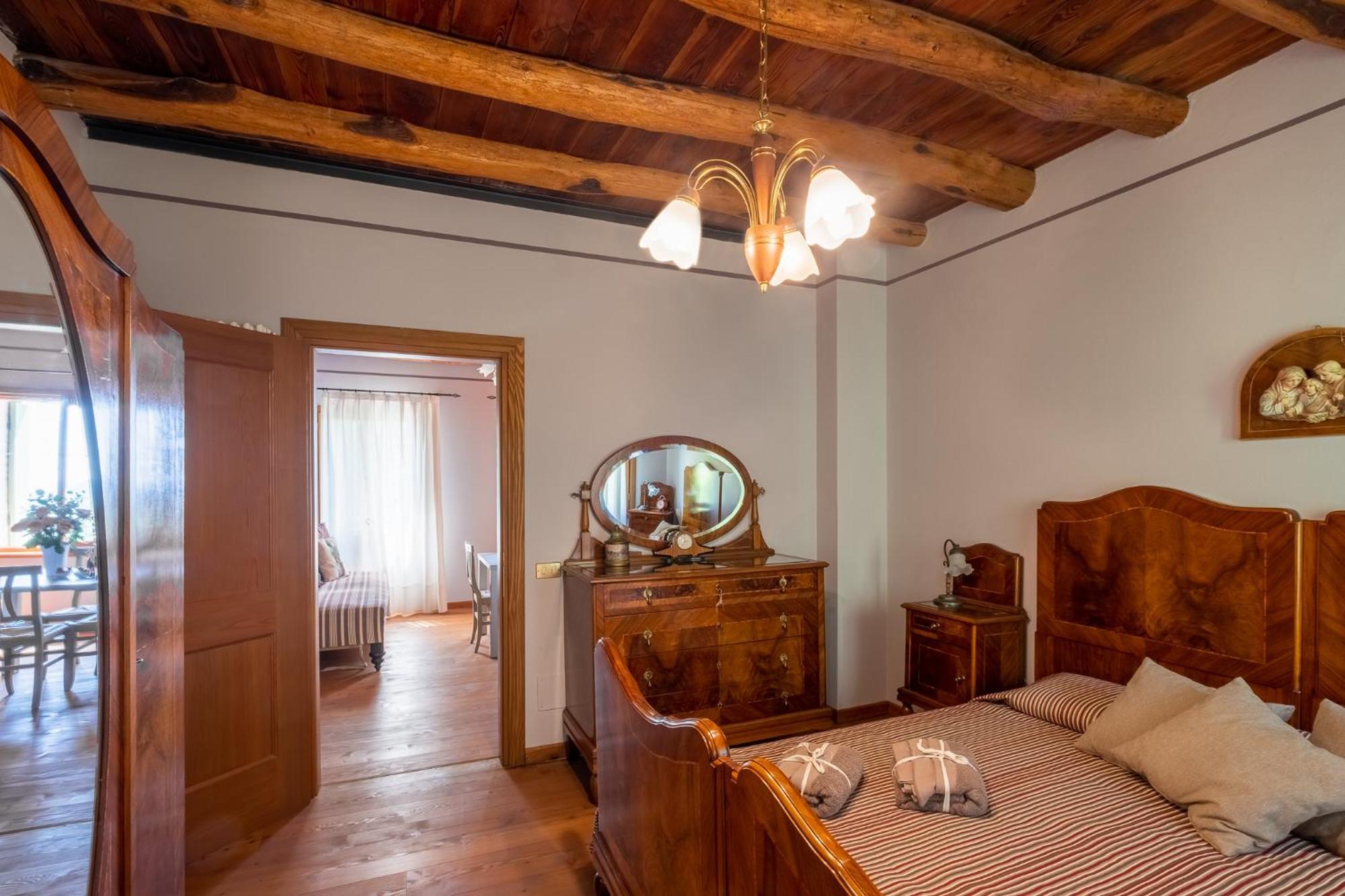 Antica Rinaldo Apartment วัลดอบเบียเดเน ภายนอก รูปภาพ